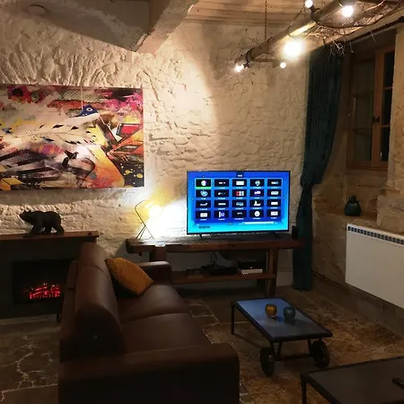 La Saint Paul Apartment *