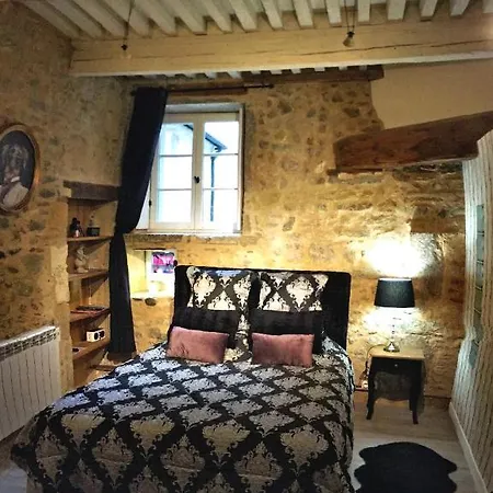 La Saint Paul Apartment *